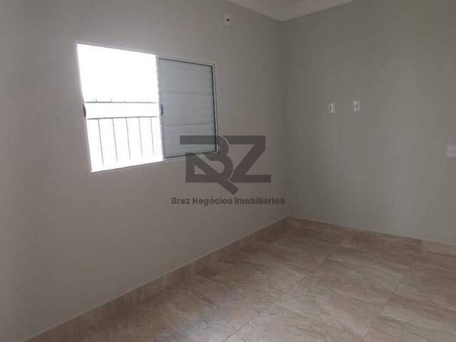 #768 - Casa para Venda em Hortolândia - SP - 2