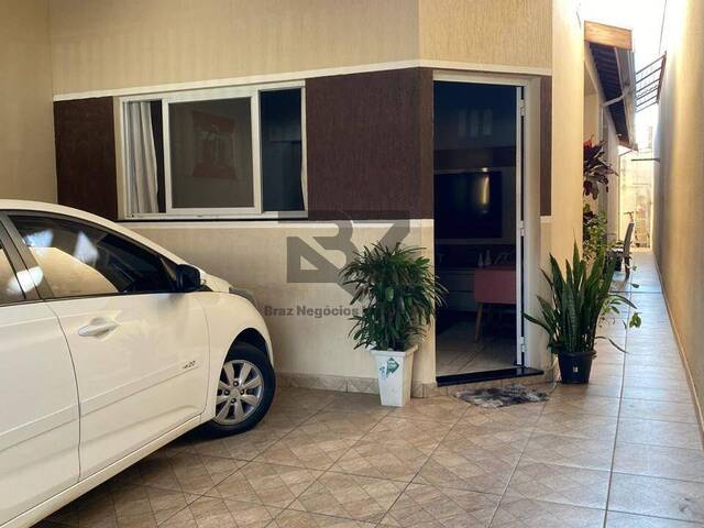 #1005 - Casa para Venda em Hortolândia - SP